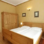 Stekl - Hotel Hrubá Skála