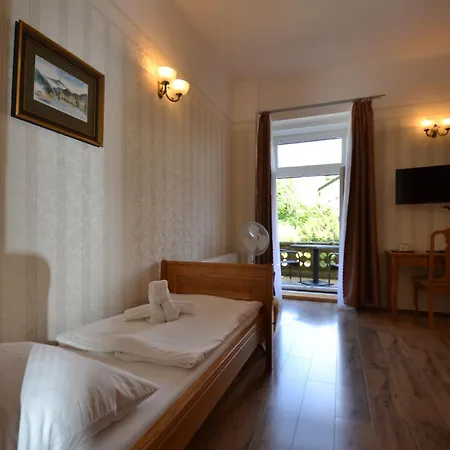 Hotell Stekl - Hrubá Skála