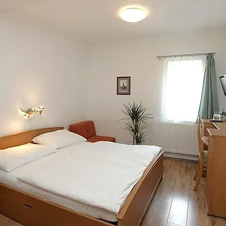 štekl - Szálloda