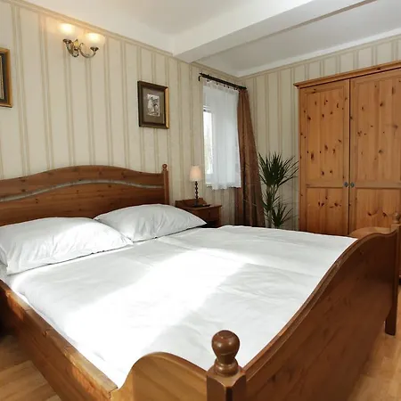 Otel Stekl -