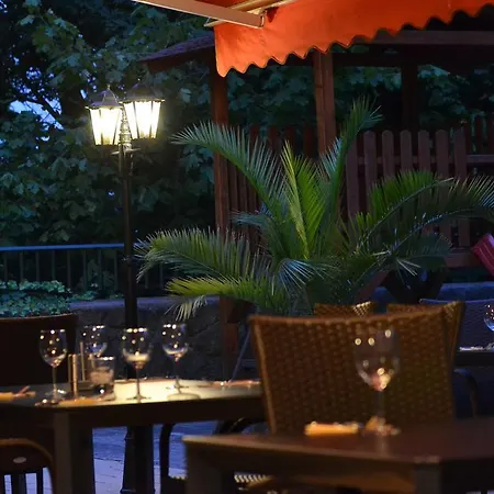 štekl - 3* Hrubá Skála