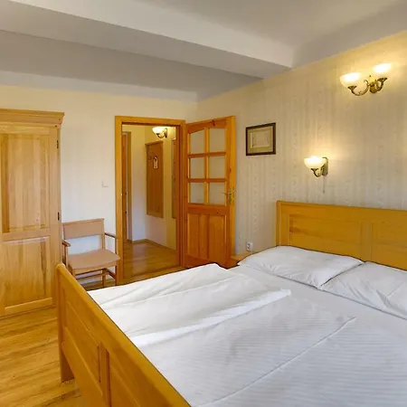 Hotell Stekl - Hrubá Skála