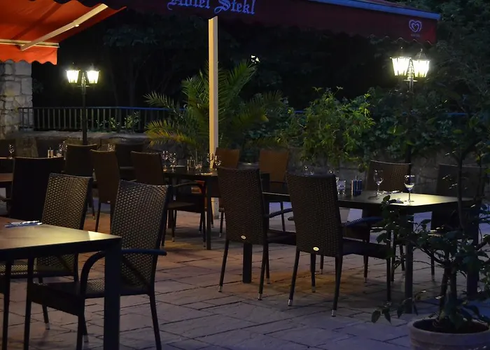 štekl - 3*